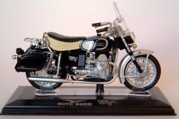 Moto Guzzi V 850 California Die Cast model